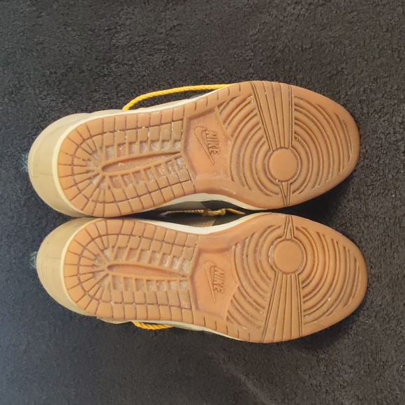 Nike Dunk Sky Hi Sneaker Wedge Boots - Picture 7 of 9